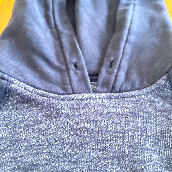 Billabong Hoodie - Picture 2 of 4